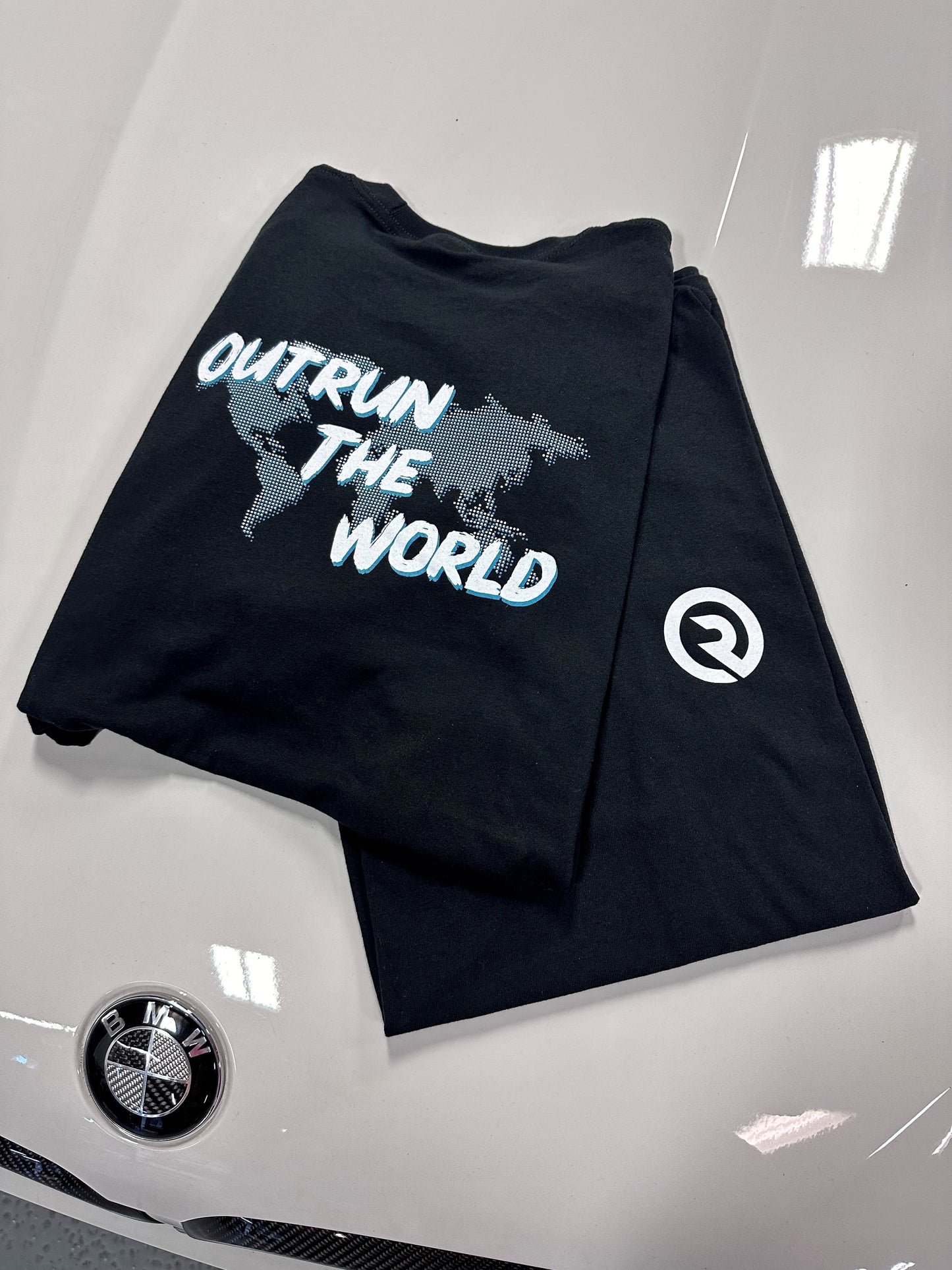 Outrun MFG. T-Shirt